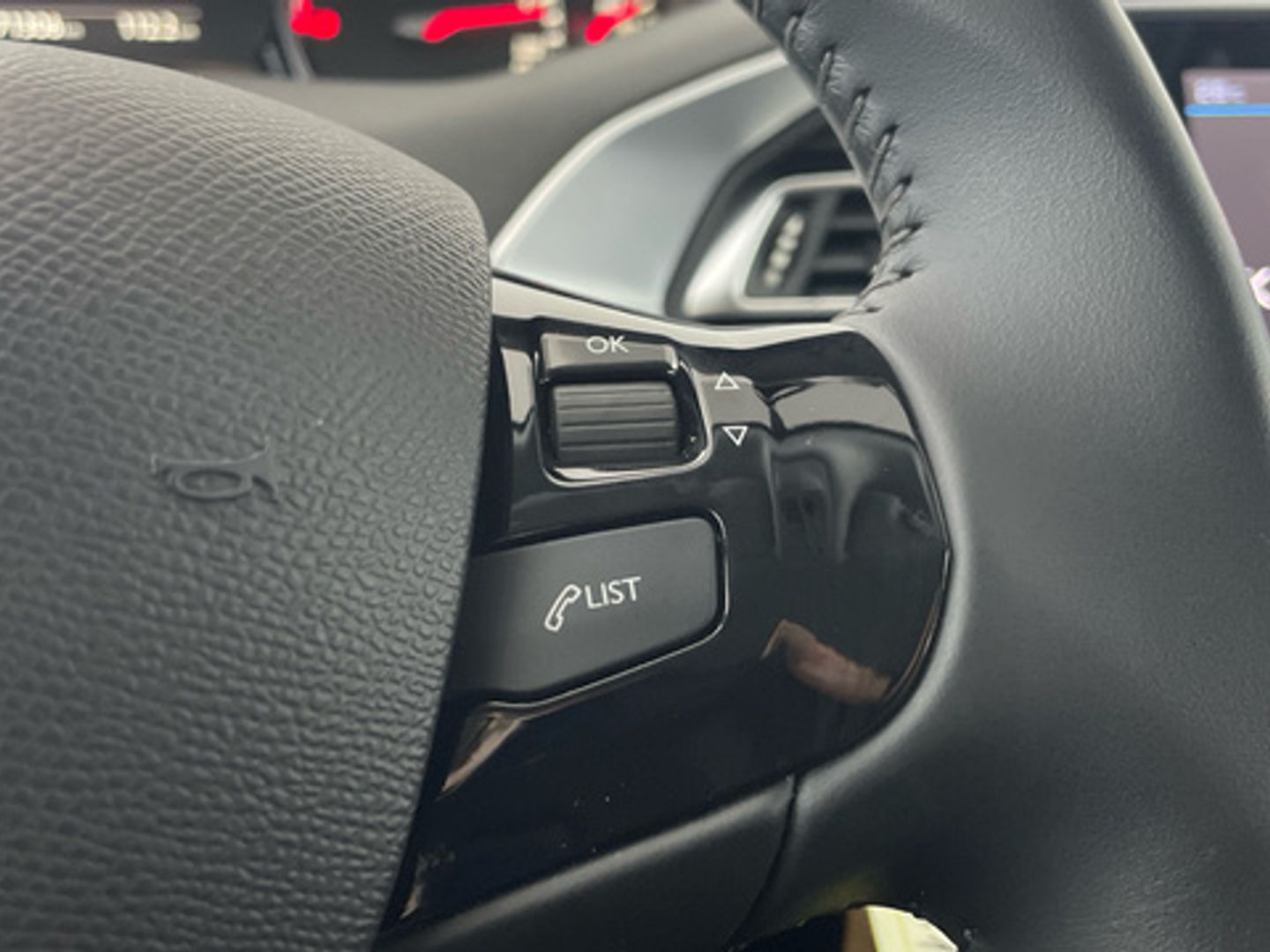 Peugeot 308 BlueHDi 130 S&S Style 96 kW (130 CV)