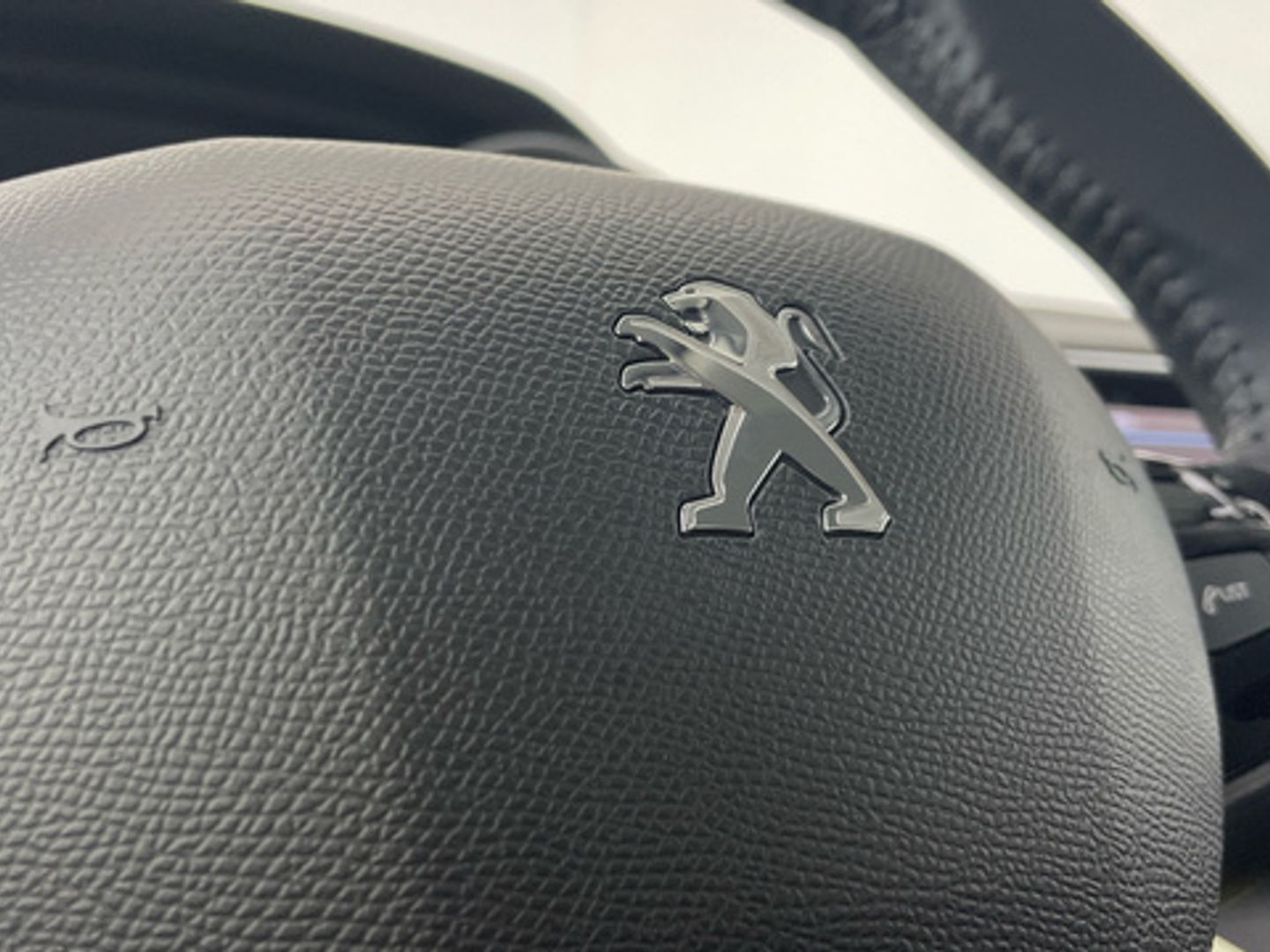 Peugeot 308 BlueHDi 130 S&S Style 96 kW (130 CV)