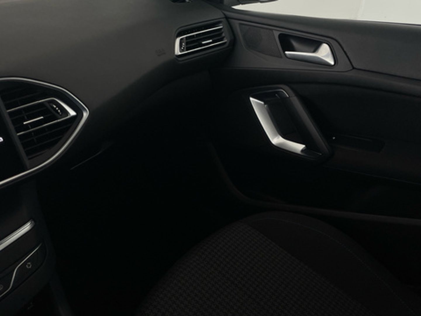 Peugeot 308 BlueHDi 130 S&S Style 96 kW (130 CV)