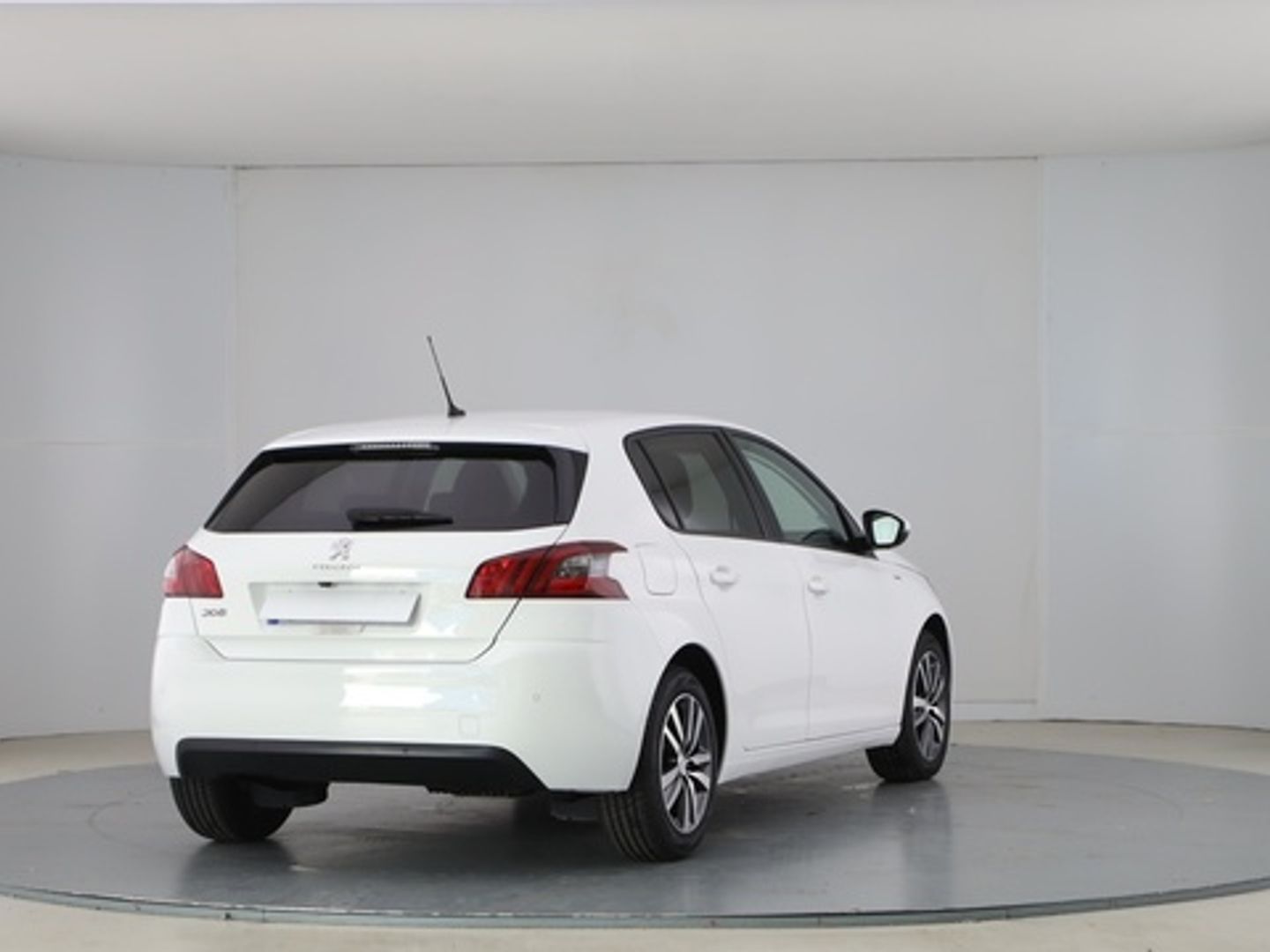Peugeot 308 BlueHDi 130 S&S Style 96 kW (130 CV)