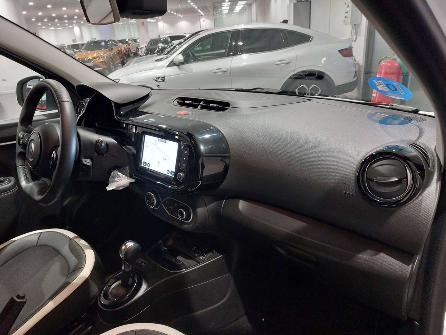 Renault Twingo Urban Night R80 batería 20kWh 60 kW (81 CV)