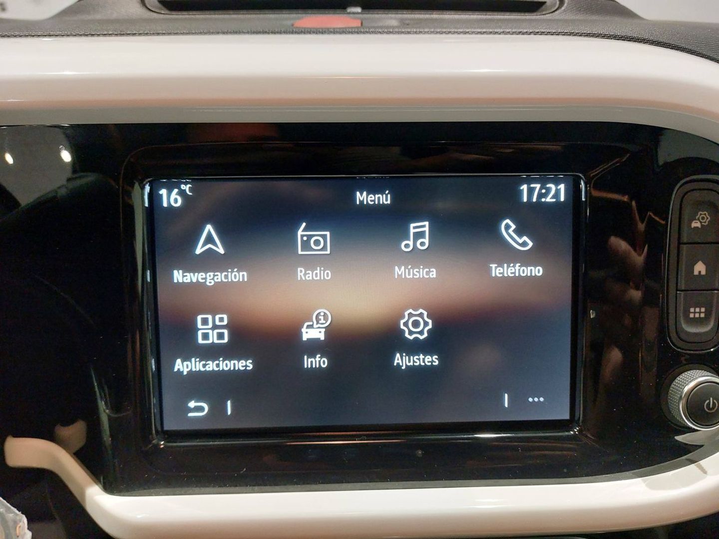 Renault Twingo Zen R80 batería 20kWh 60 kW (82 CV)