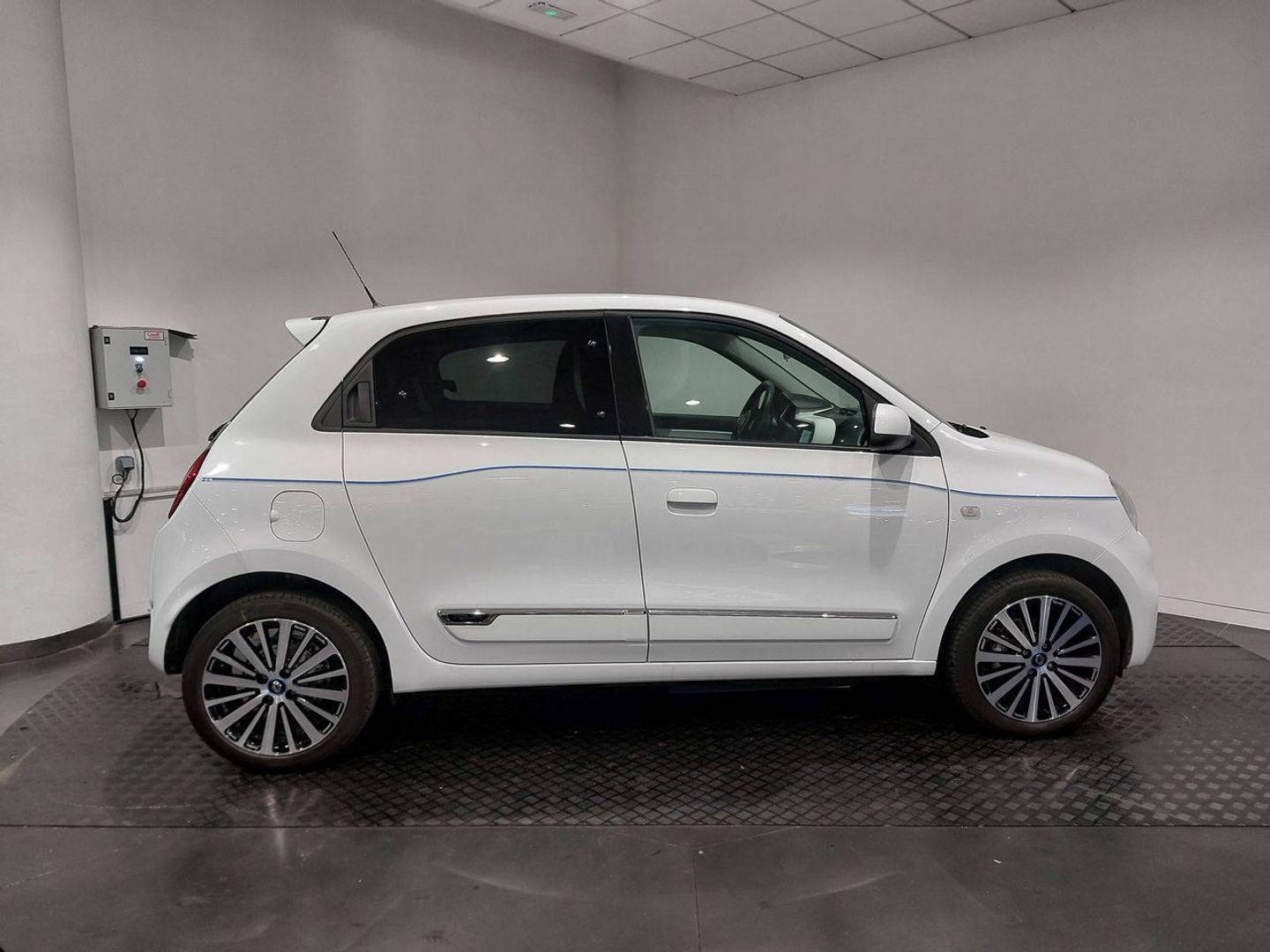 Renault Twingo Zen R80 batería 20kWh 60 kW (82 CV)