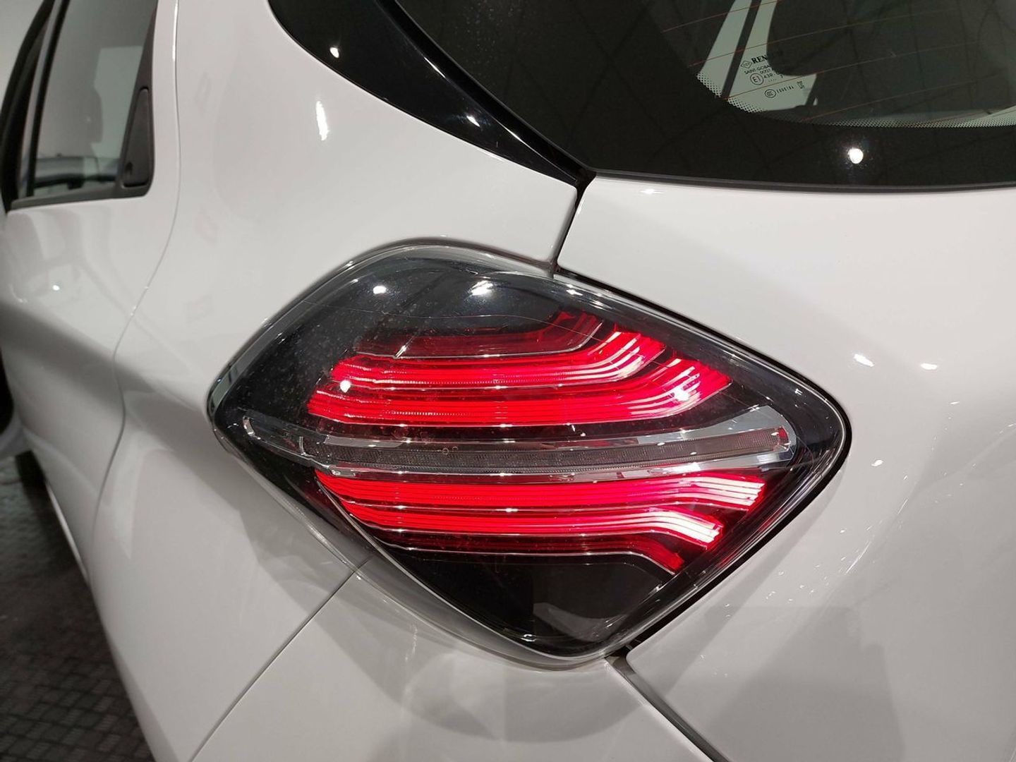 Renault Zoe Evolution R110 batería 50kWh 79 kW (108 CV)