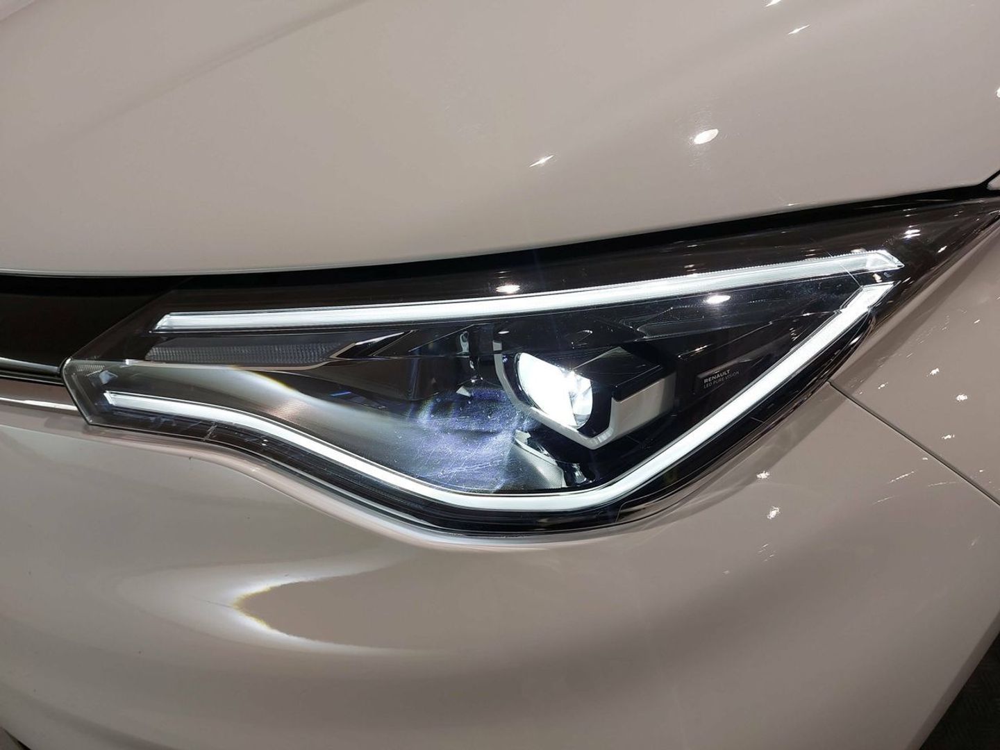 Renault Zoe Evolution R110 batería 50kWh 79 kW (108 CV)