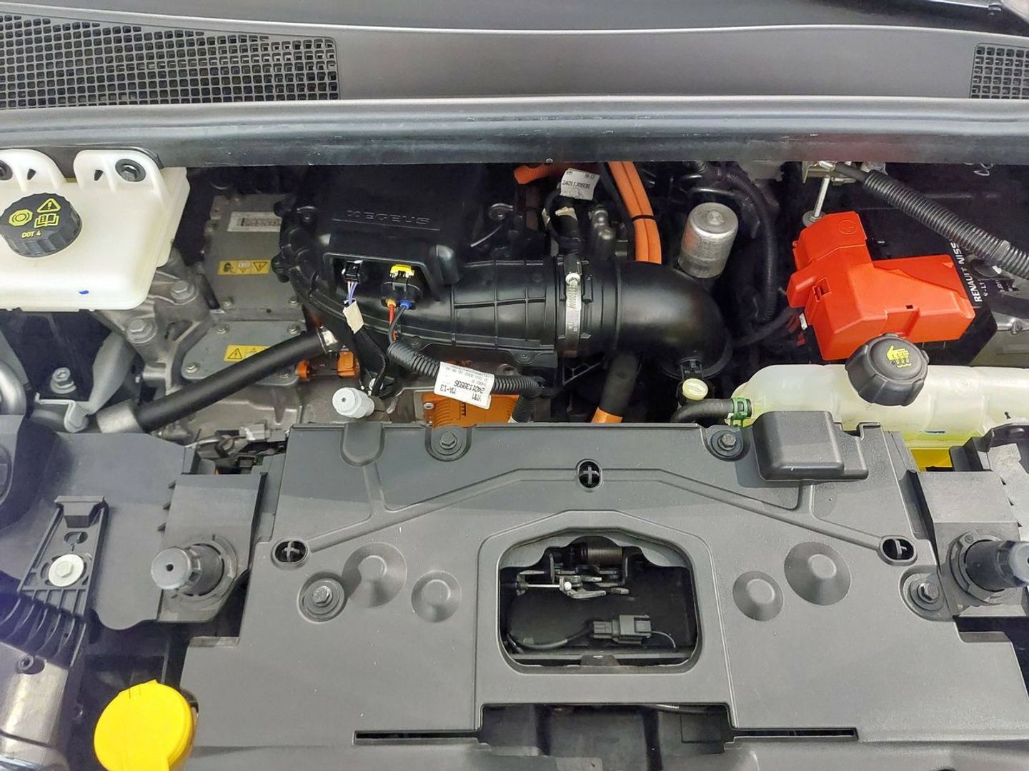 Renault Zoe Iconic R135 batería 50kWh 99 kW (135 CV)