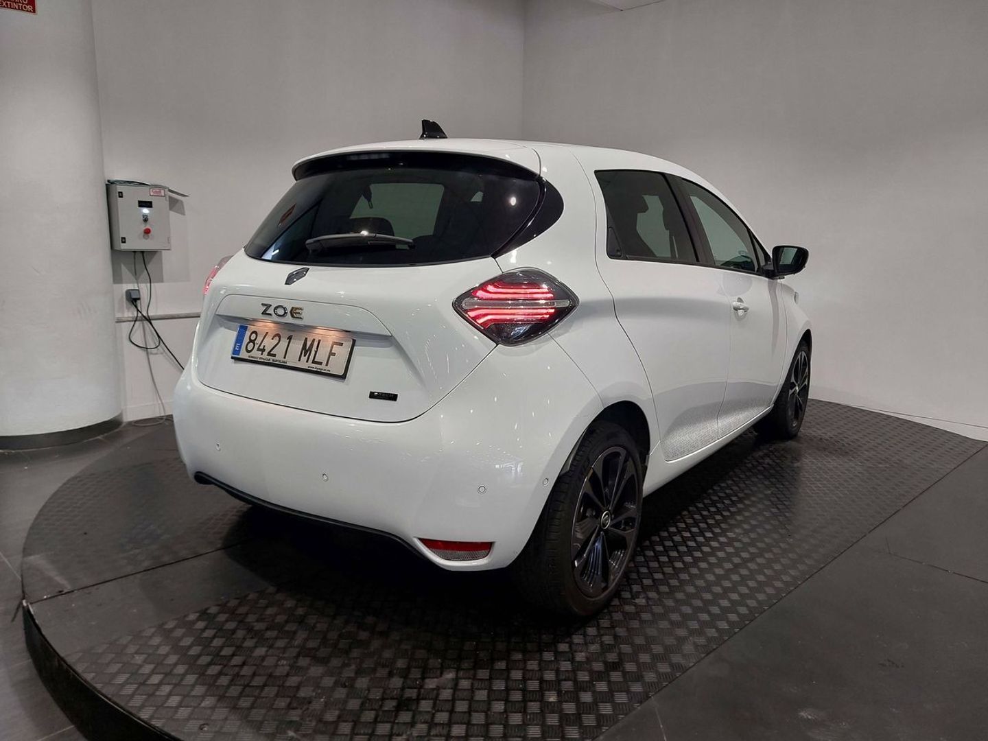 Renault Zoe Iconic R135 batería 50kWh 99 kW (135 CV)
