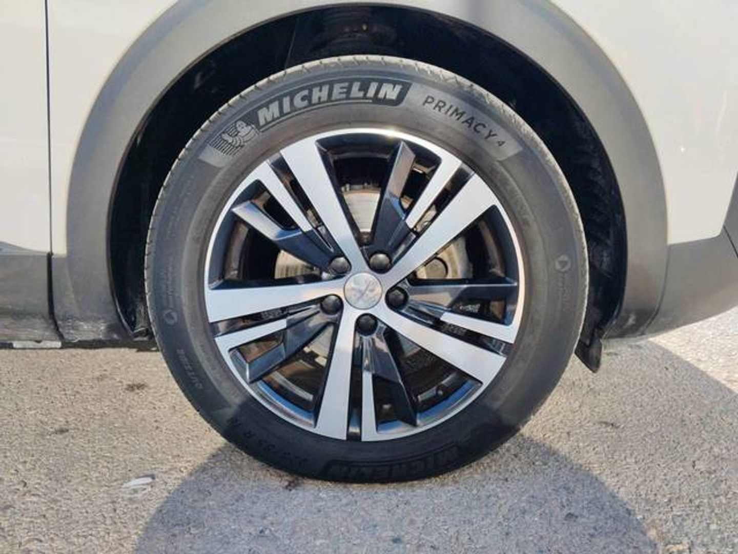 Peugeot 5008 PureTech 130 S&S Allure 96 kW (130 CV)