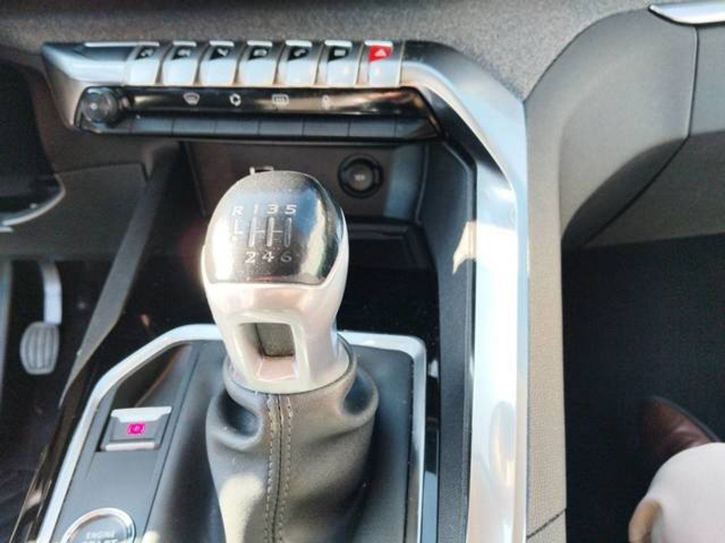 Peugeot 5008 PureTech 130 S&S Allure 96 kW (130 CV)