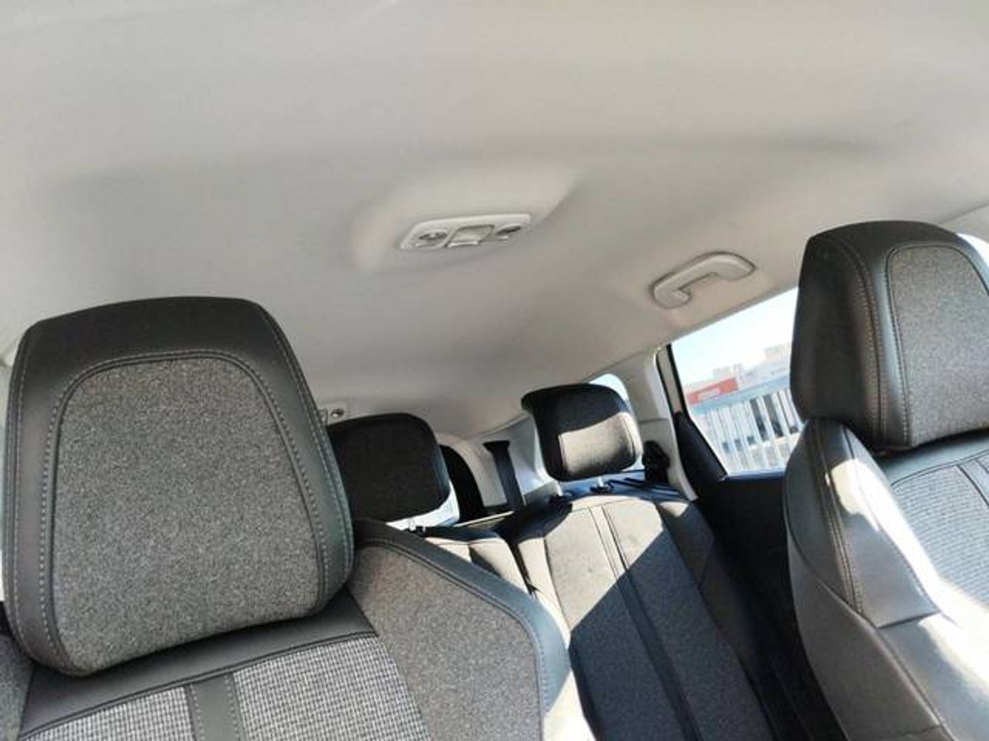 Peugeot 5008 PureTech 130 S&S Allure 96 kW (130 CV)