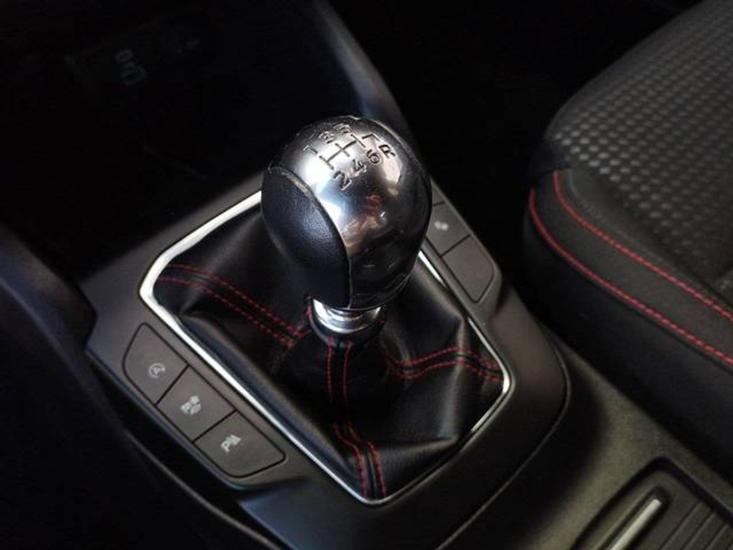 Ford Focus 1.0 Ecoboost MHEV ST-Line 92 kW (125 CV)