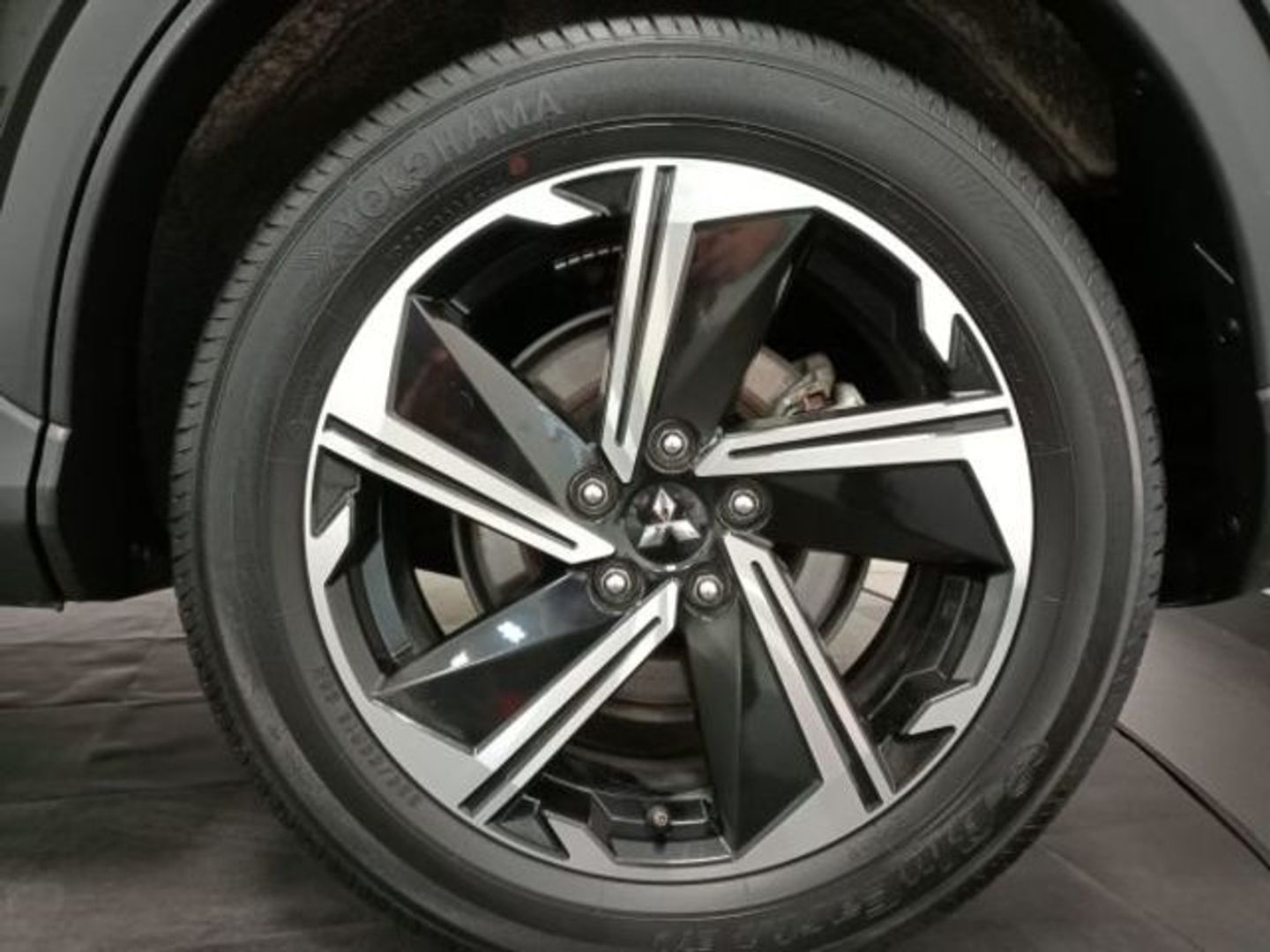 Mitsubishi Eclipse Cross 2.4 PHEV Kaiteki 4WD Auto 138 kW (188 CV)