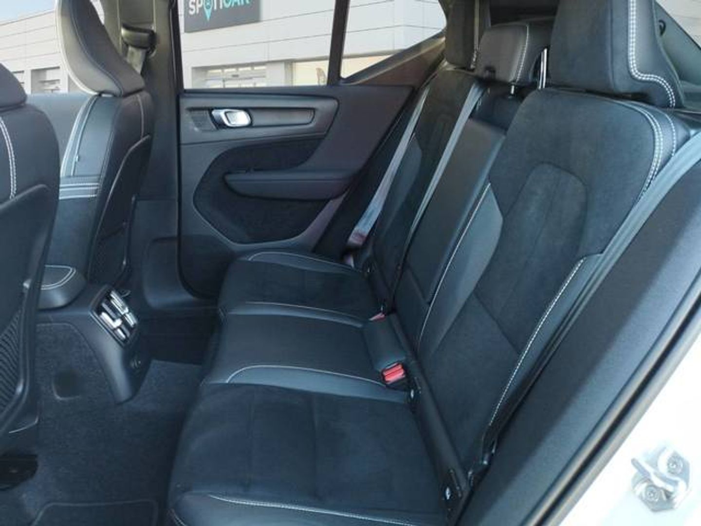 Volvo XC40 T5 Twin R-Design Auto 193 kW (262 CV)