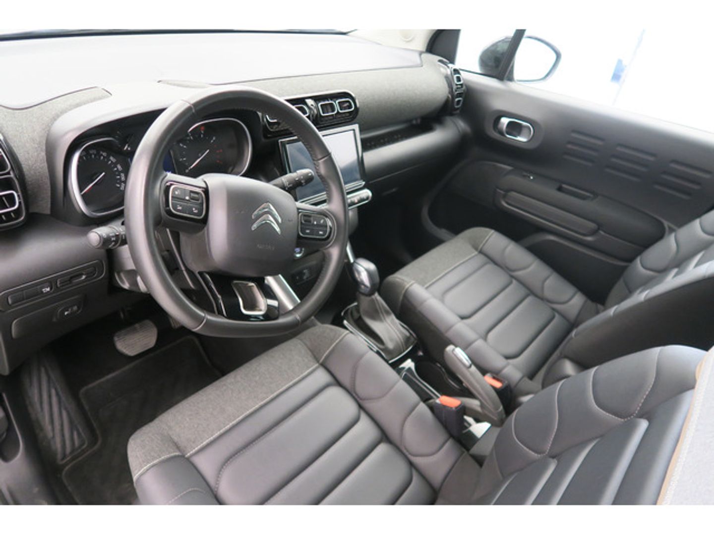 Citroen C3 Aircross BlueHDi 120 Shine Pack EAT6 88 kW (120 CV)
