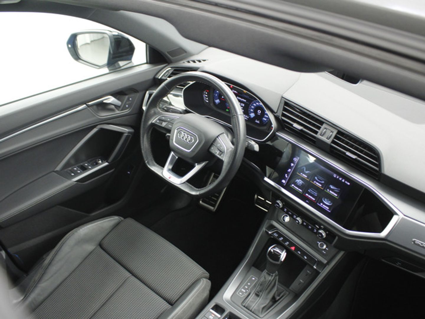 Audi Q3 Black line 40 TFSI quattro 140 kW (190 CV) S tronic