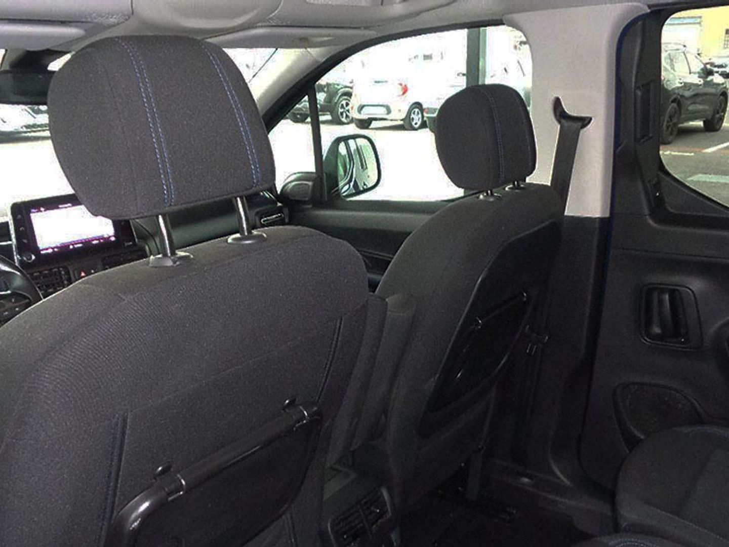 Peugeot Rifter BlueHDi 100 Allure Pack Standard 73 kW (100 CV)