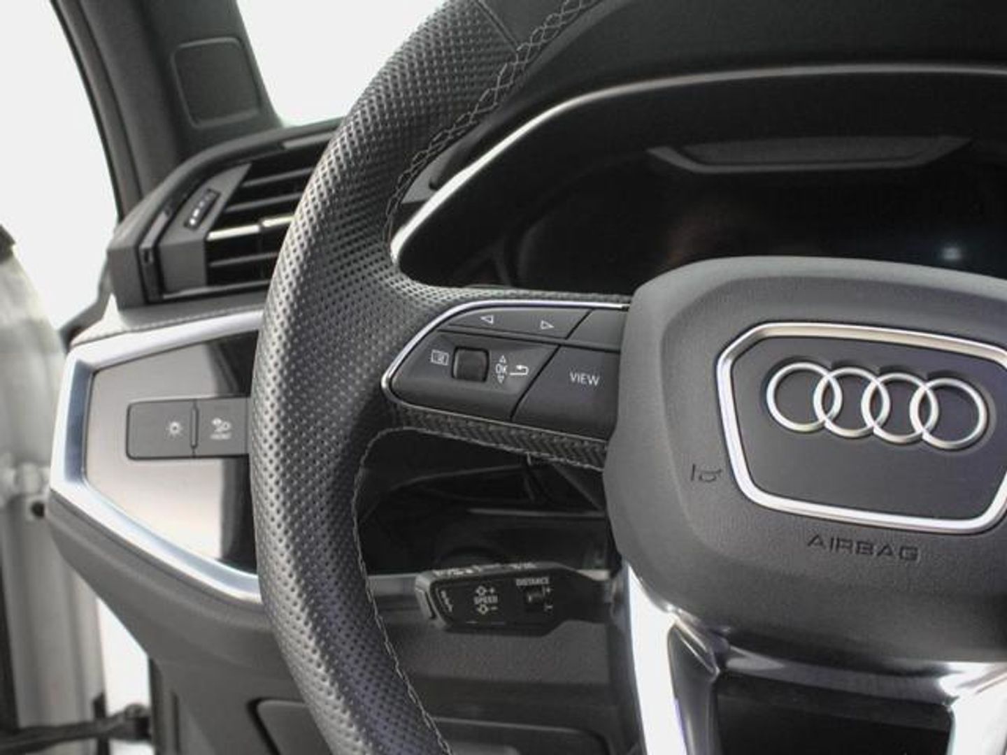 Audi Q3 Black line 35 TDI 110 kW (150 CV) S tronic