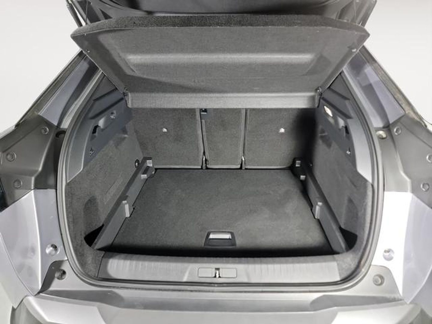 Peugeot 3008 Allure Hybrid eDCS6 100 kW (136 CV)