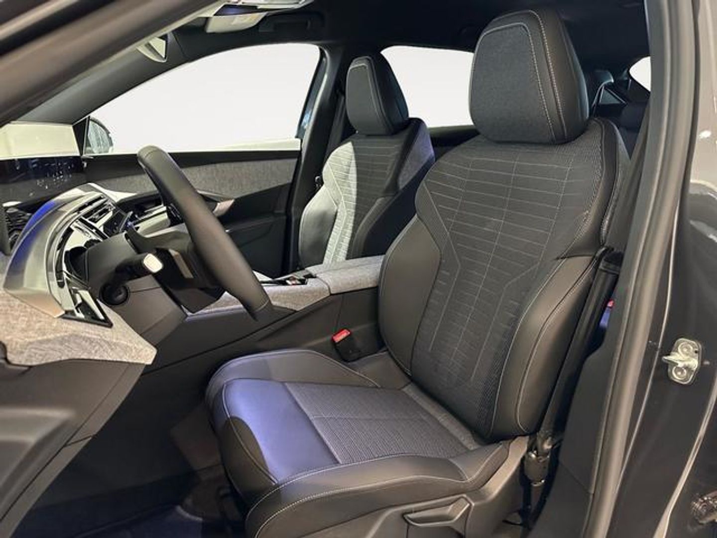 Peugeot 3008 Allure Hybrid eDCS6 100 kW (136 CV)