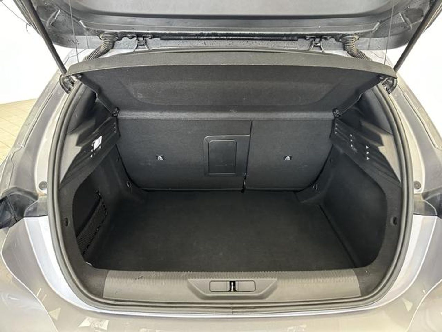 Peugeot 308 BlueHDi 130 S&S Allure EAT8 96 kW (130 CV)