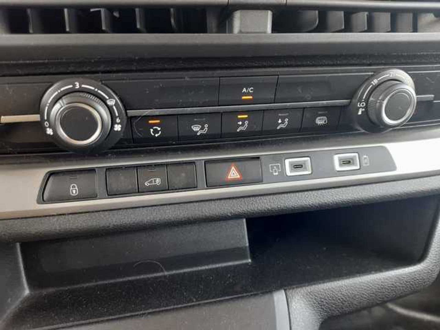Citroen Jumpy Furgon BlueHDI 120 Talla M 88 kW (120 CV)