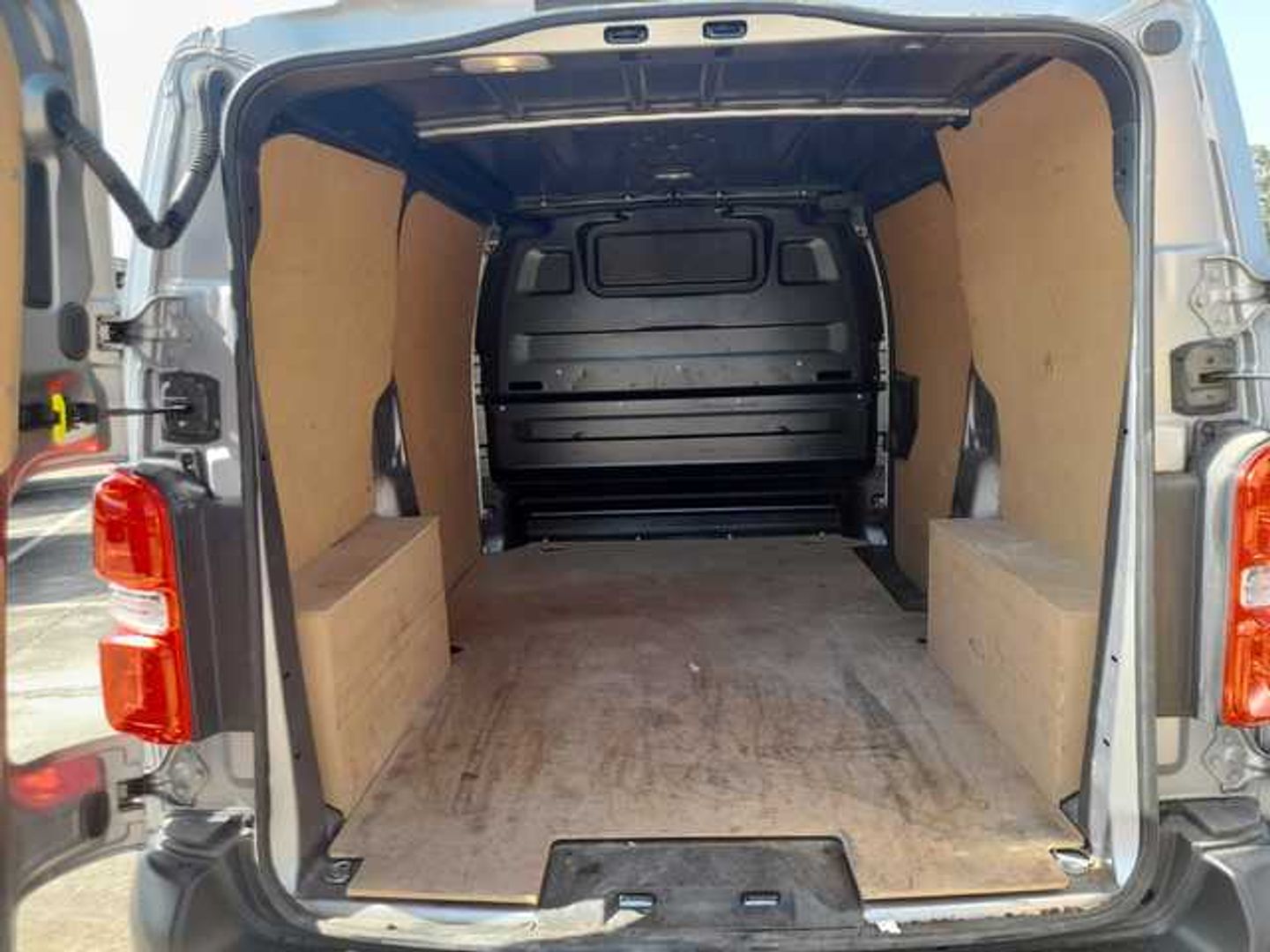 Citroen Jumpy Furgon BlueHDI 120 Talla M 88 kW (120 CV)