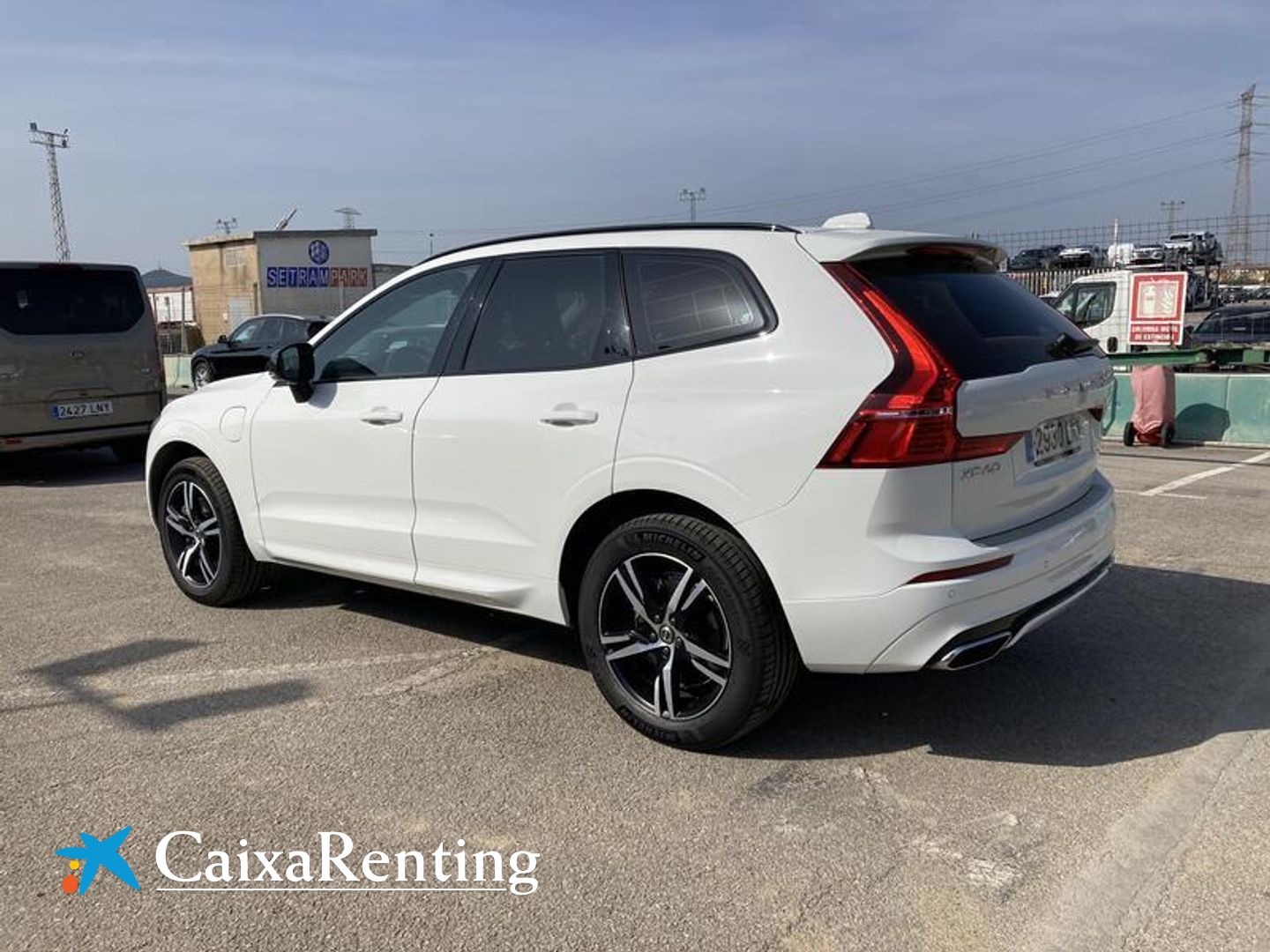 Volvo XC60 T6 Recharge R-Design Exp AWD Auto 250 kW (340 CV)