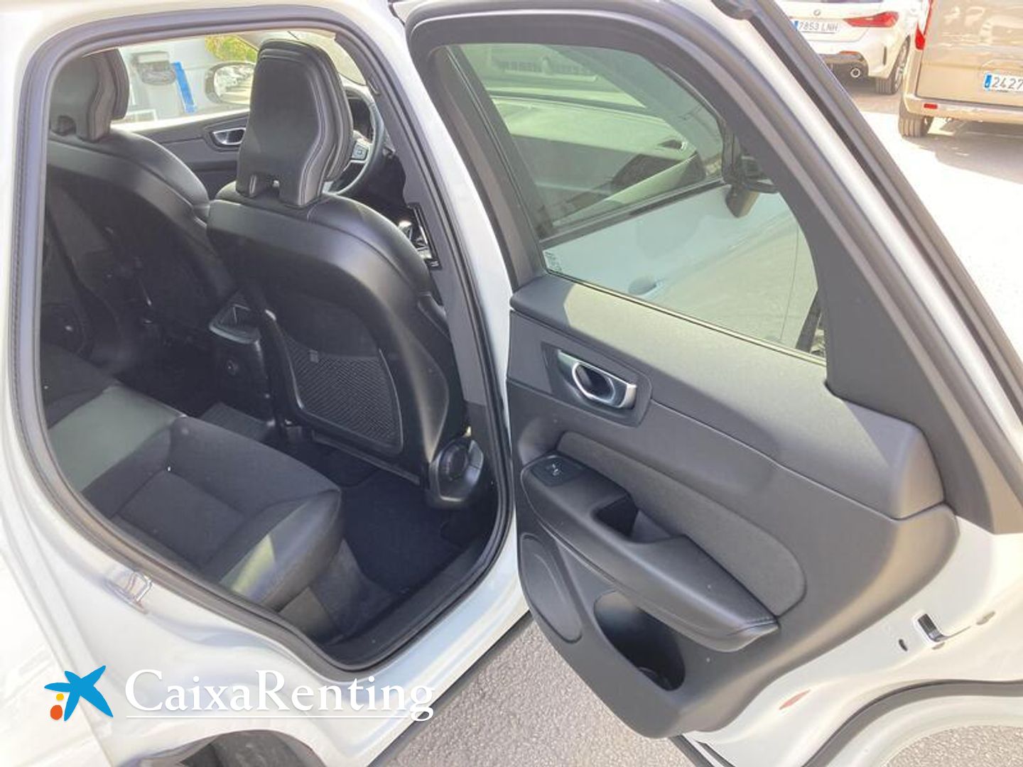 Volvo XC60 T6 Recharge R-Design Exp AWD Auto 250 kW (340 CV)