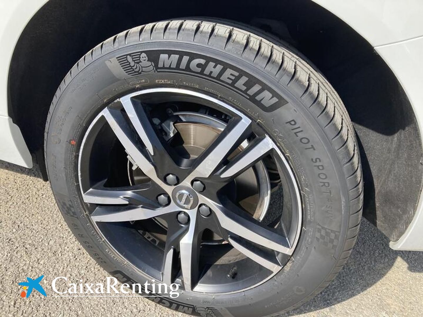 Volvo XC60 T6 Recharge R-Design Exp AWD Auto 250 kW (340 CV)