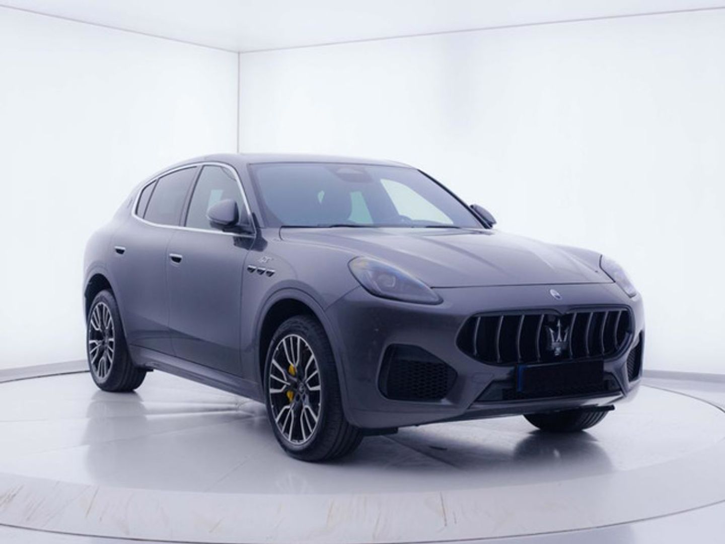 Maserati Grecale 2.0 MHEV GT L4 AWD 221 kW (300 CV) Gris All Terrain / Pick-up