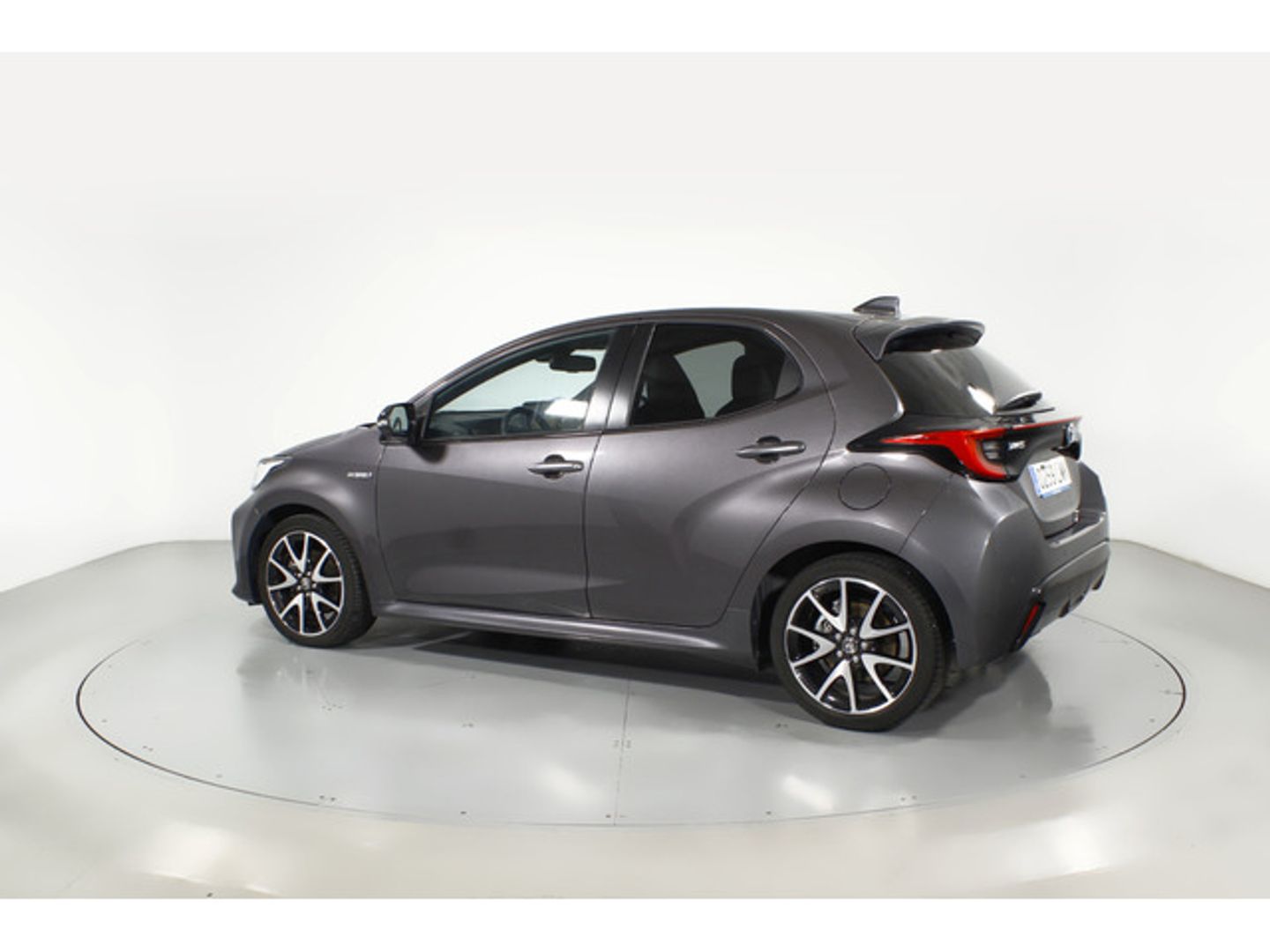 Toyota Yaris 1.5 120H Style Plus 85 kW (116 CV)