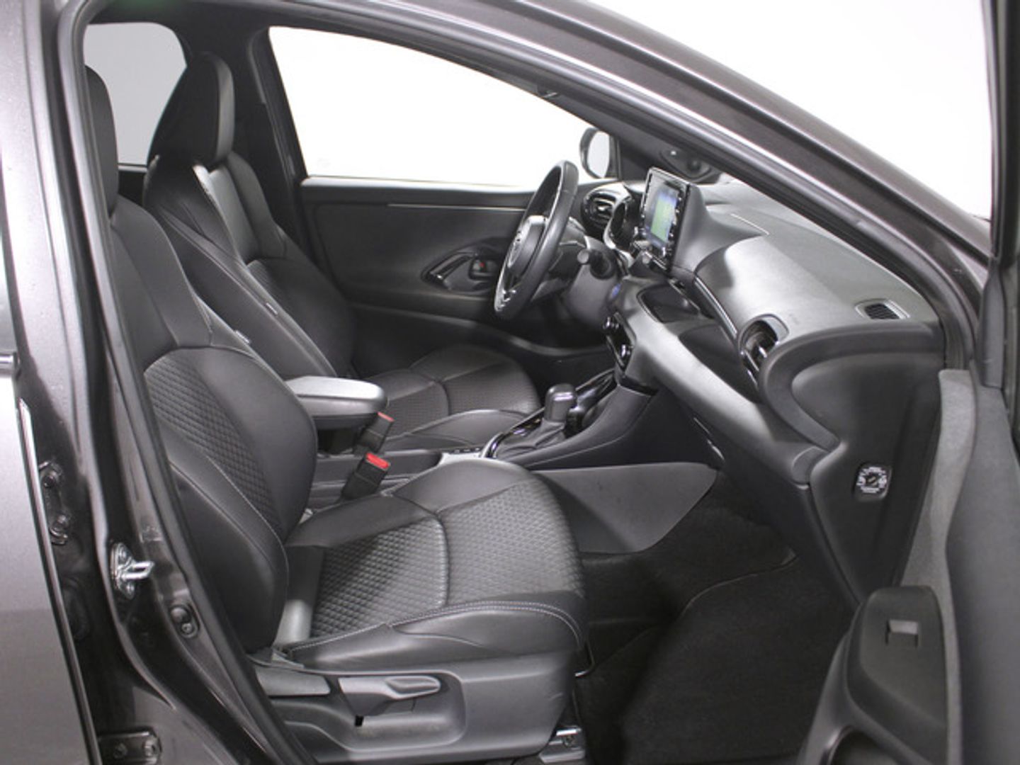 Toyota Yaris 1.5 120H Style Plus 85 kW (116 CV)