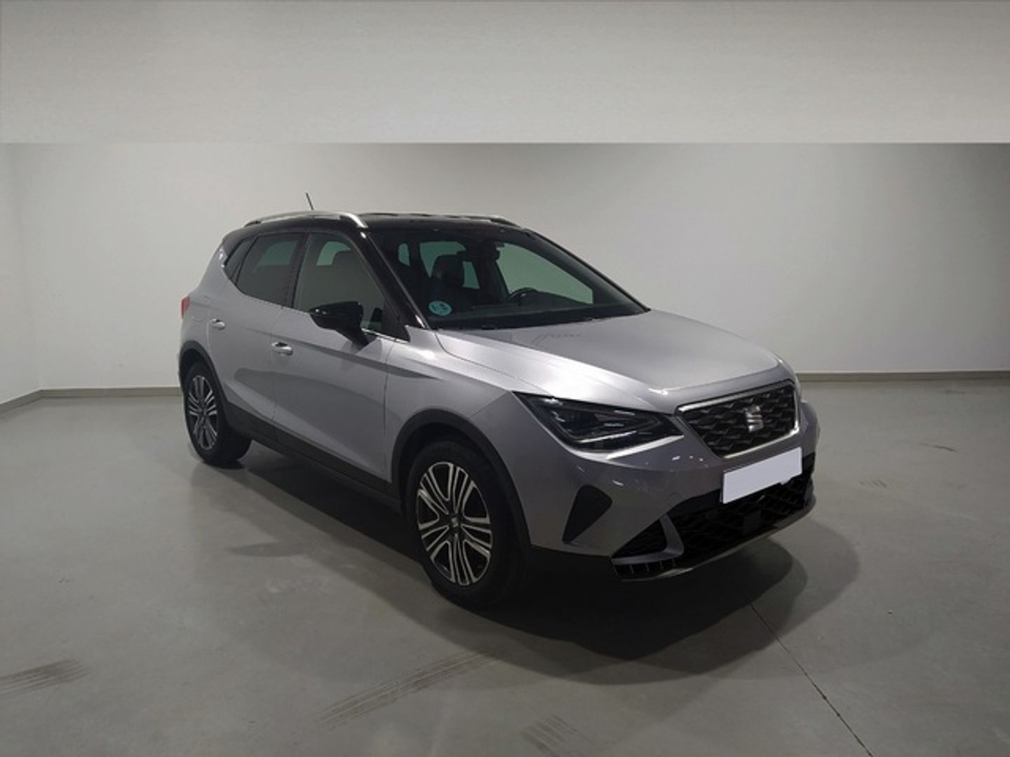 SEAT Arona 1.0 TSI FR XL RX 81 kW (110 CV) Gris Plata SUV