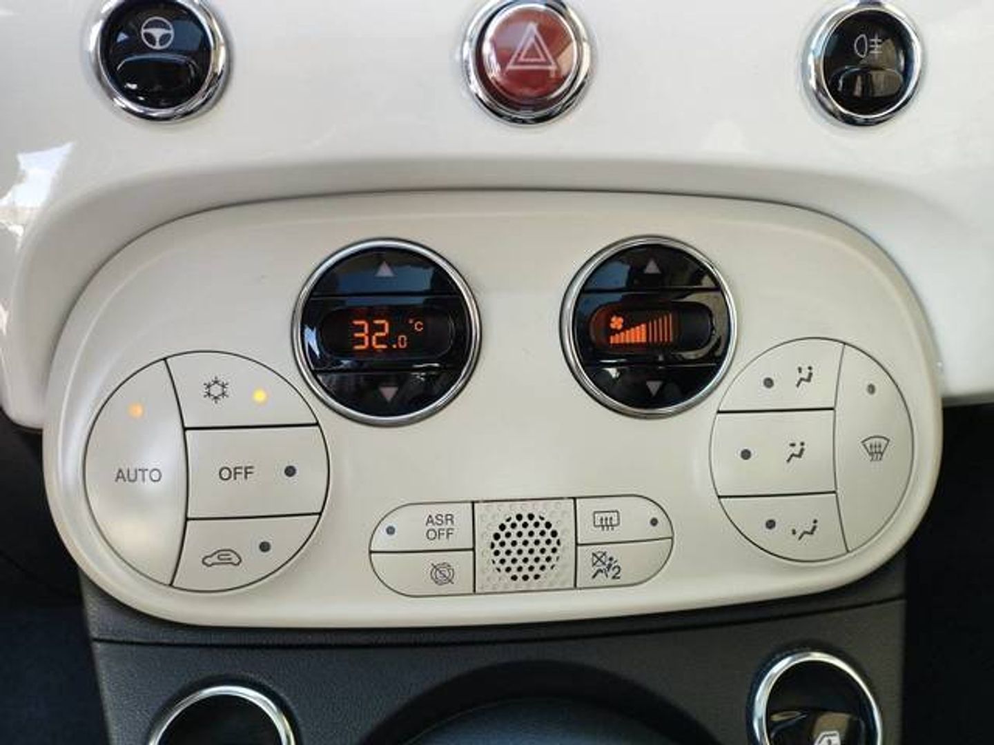 Fiat 500 1.0 Hybrid Dolcevita 51 kW (70 CV)