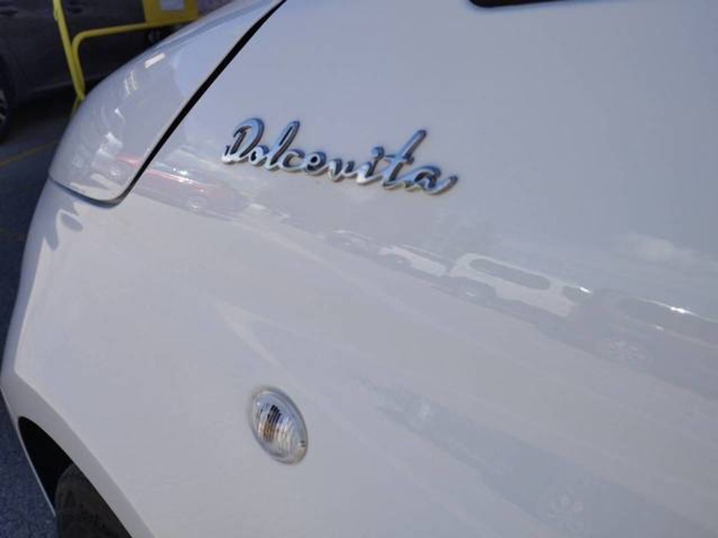 Fiat 500 1.0 Hybrid Dolcevita 51 kW (70 CV)