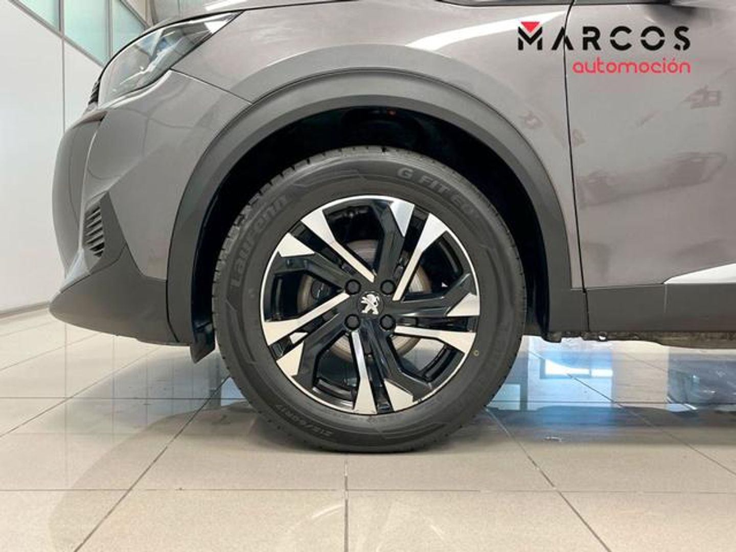 Peugeot 2008 PureTech 130 S&S Allure Pack EAT8 96 kW (130 CV)