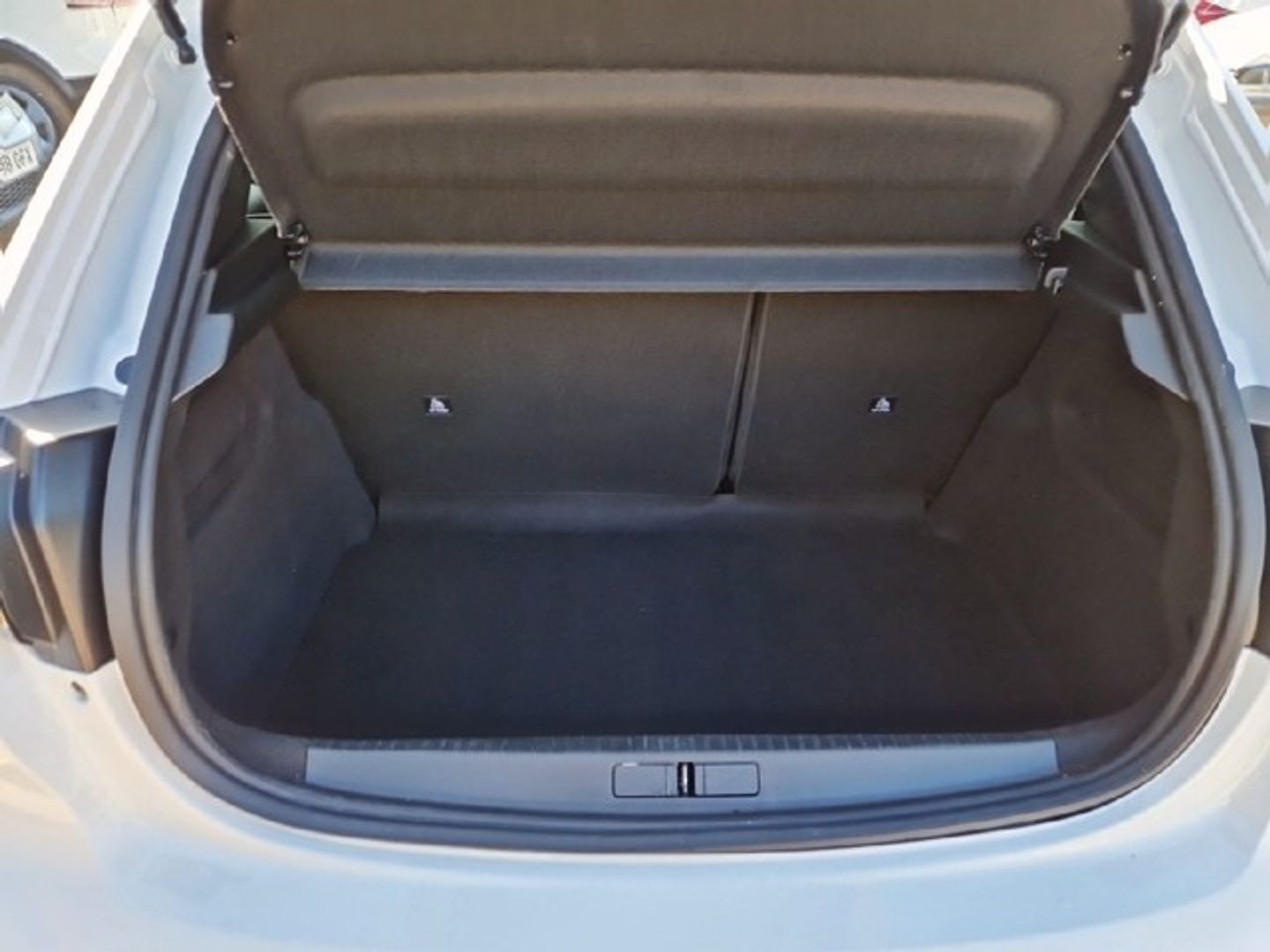 Peugeot 208 PureTech 100 Allure 75 kW (100 CV)