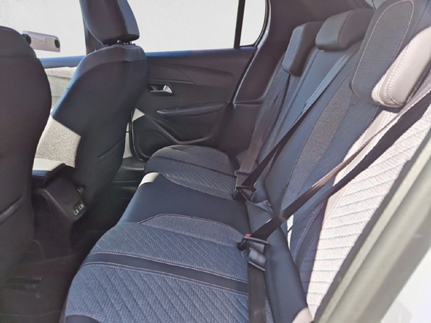 Peugeot 208 PureTech 100 Allure 75 kW (100 CV)