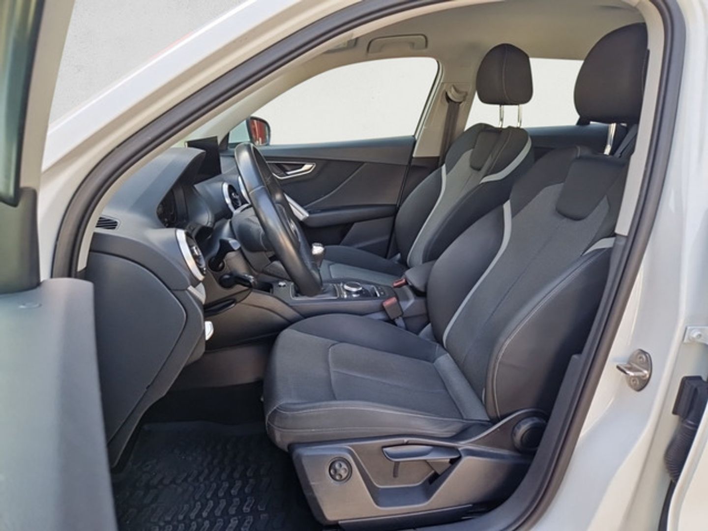 Audi Q2 S line 30 TFSI 81 kW (110 CV)