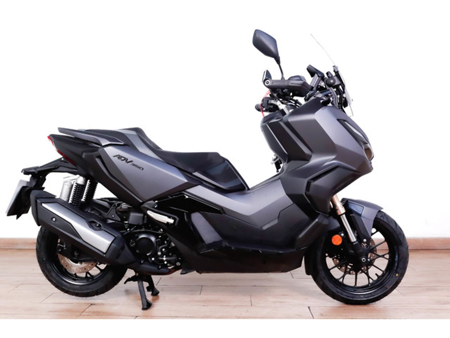 Honda ADV350 Gris Motorcycle