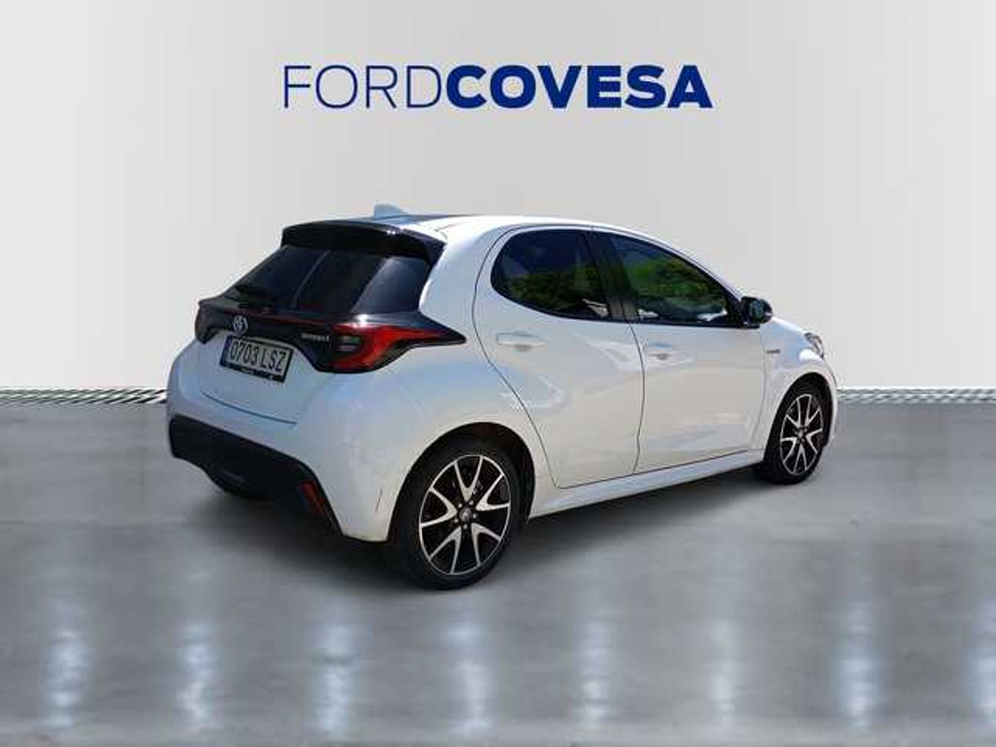 Toyota Yaris 120H Style 85 kW (116 CV)