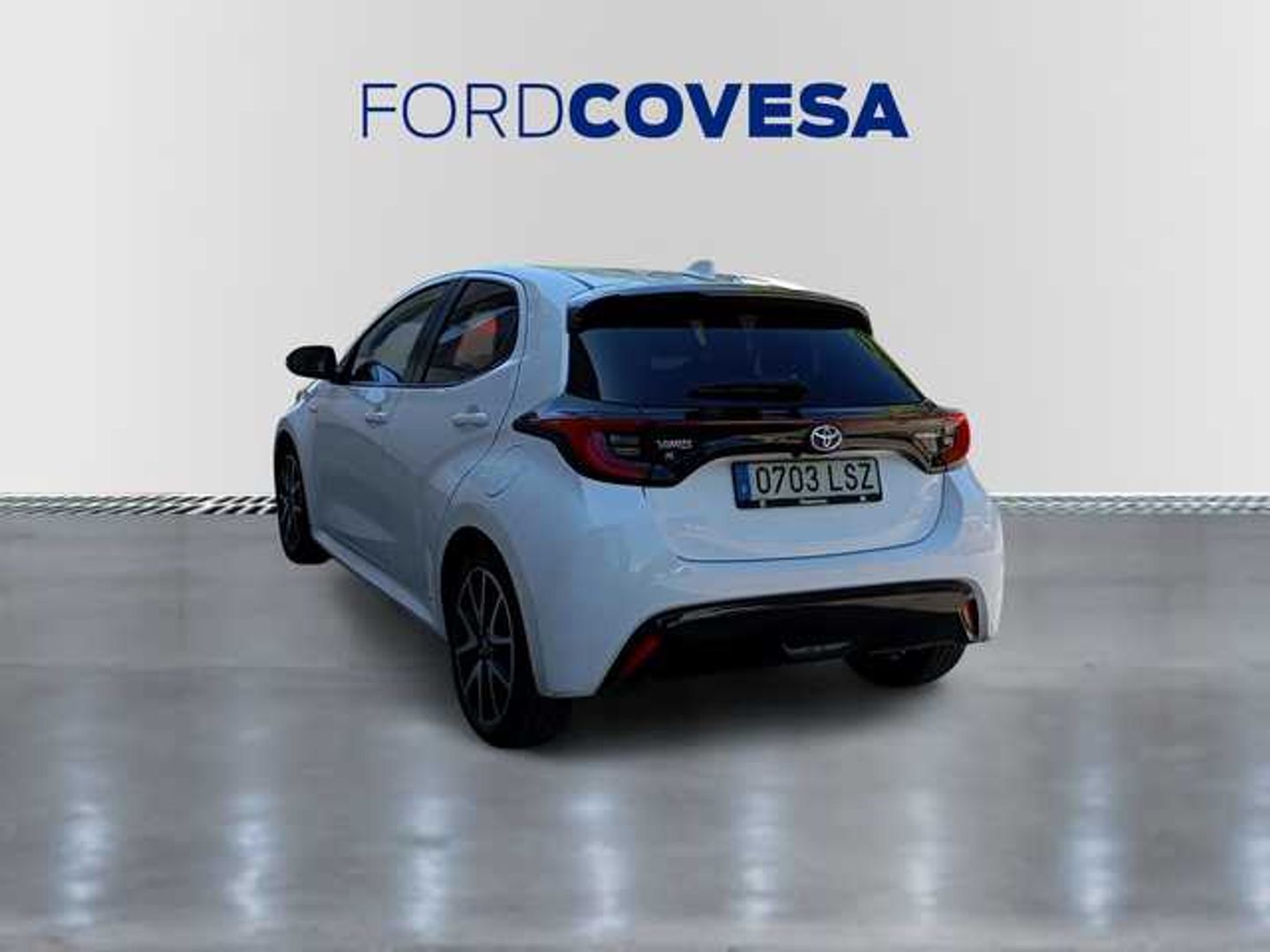 Toyota Yaris 120H Style 85 kW (116 CV)