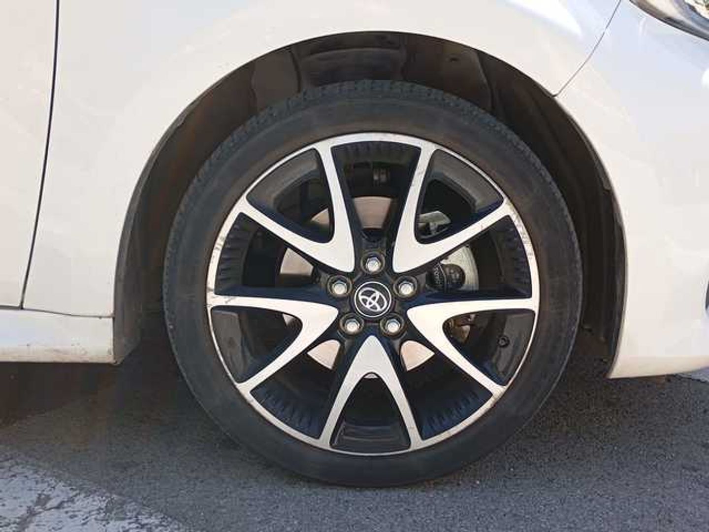 Toyota Yaris 120H Style 85 kW (116 CV)