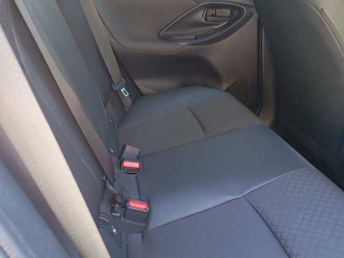 Toyota Yaris 120H Style 85 kW (116 CV)