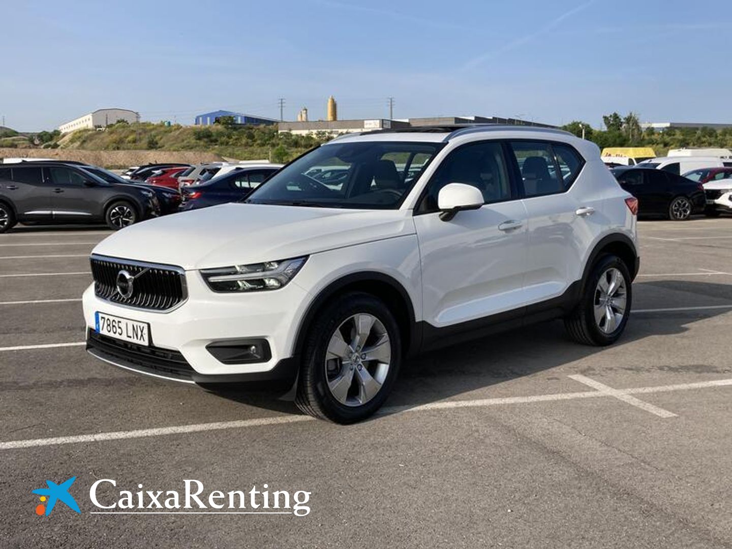 Volvo XC40 B4 G Momentum Auto 145 kW (197 CV) Blanco All Terrain / Pick-up