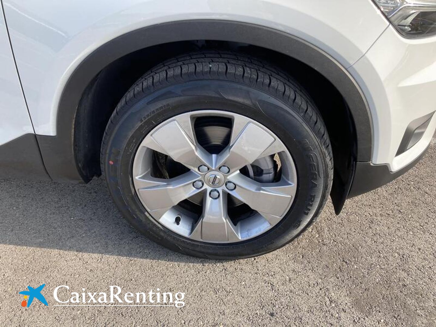 Volvo XC40 B4 G Momentum Auto 145 kW (197 CV)