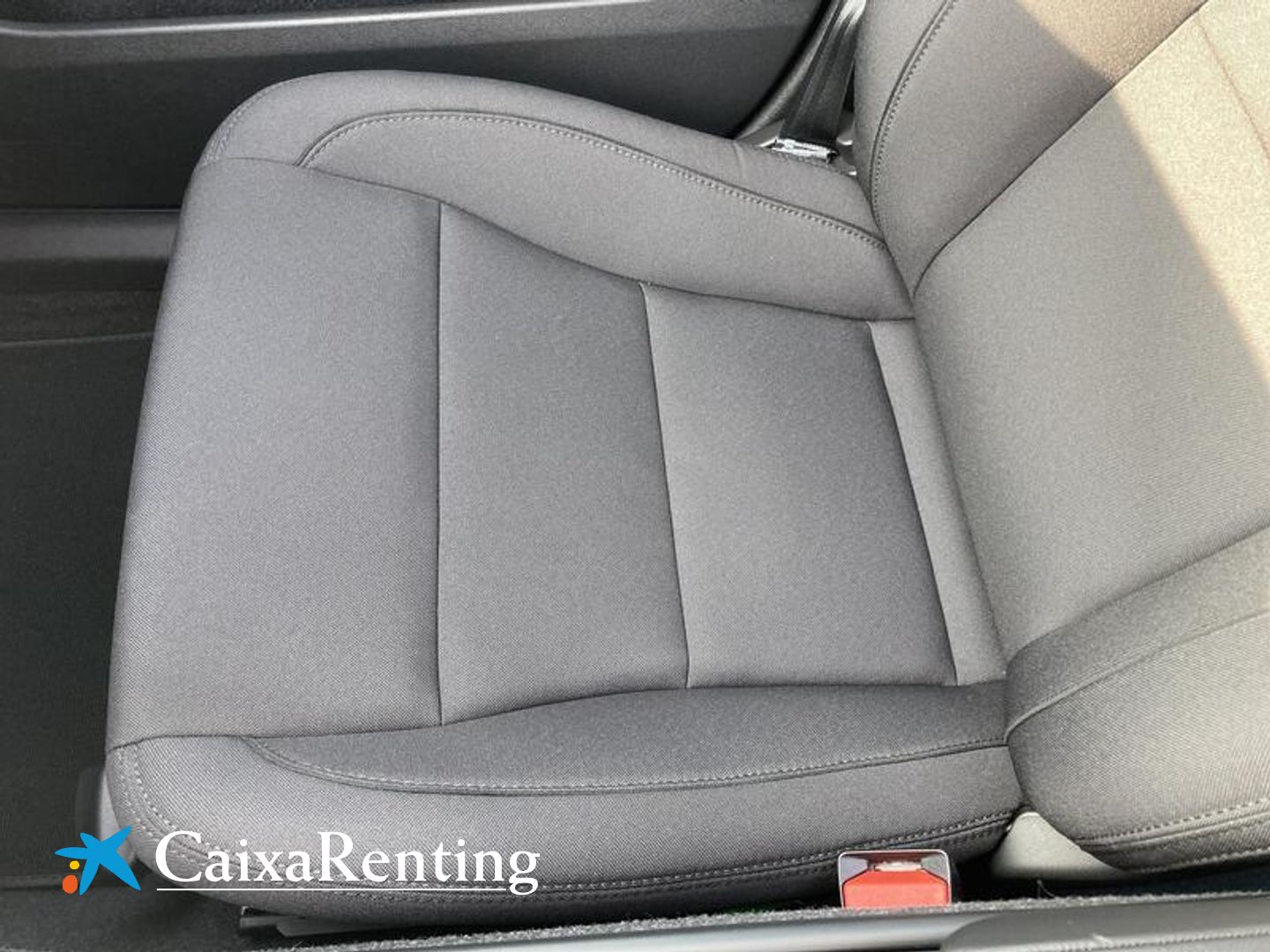 Volvo XC40 B4 G Momentum Auto 145 kW (197 CV)