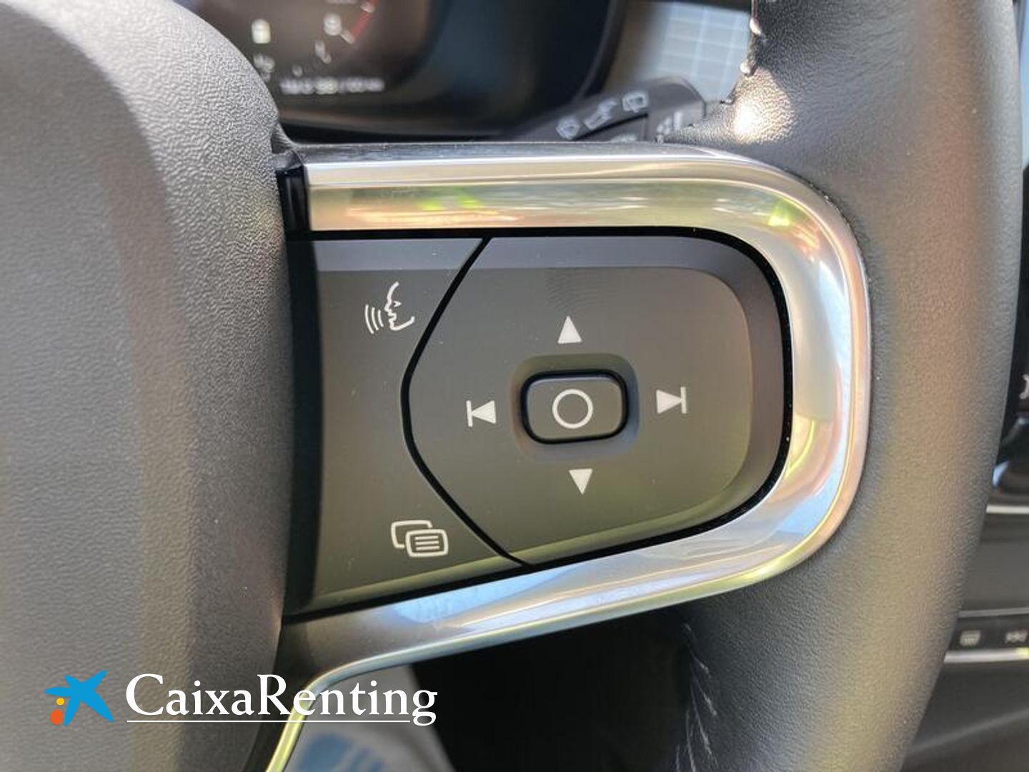 Volvo XC40 B4 G Momentum Auto 145 kW (197 CV)