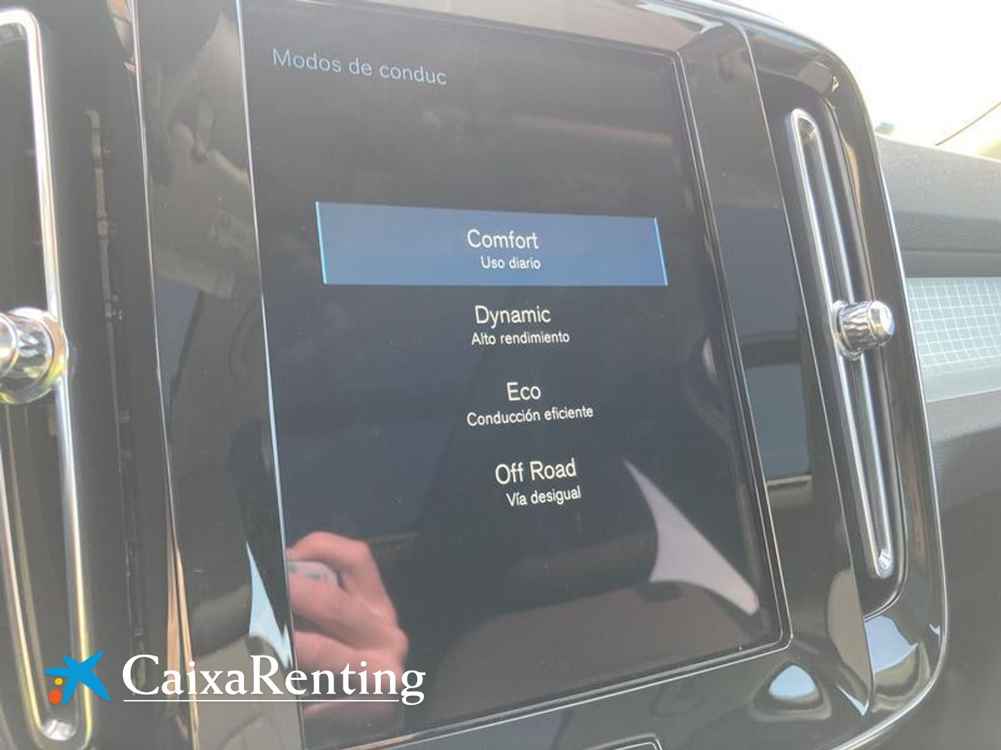 Volvo XC40 B4 G Momentum Auto 145 kW (197 CV)