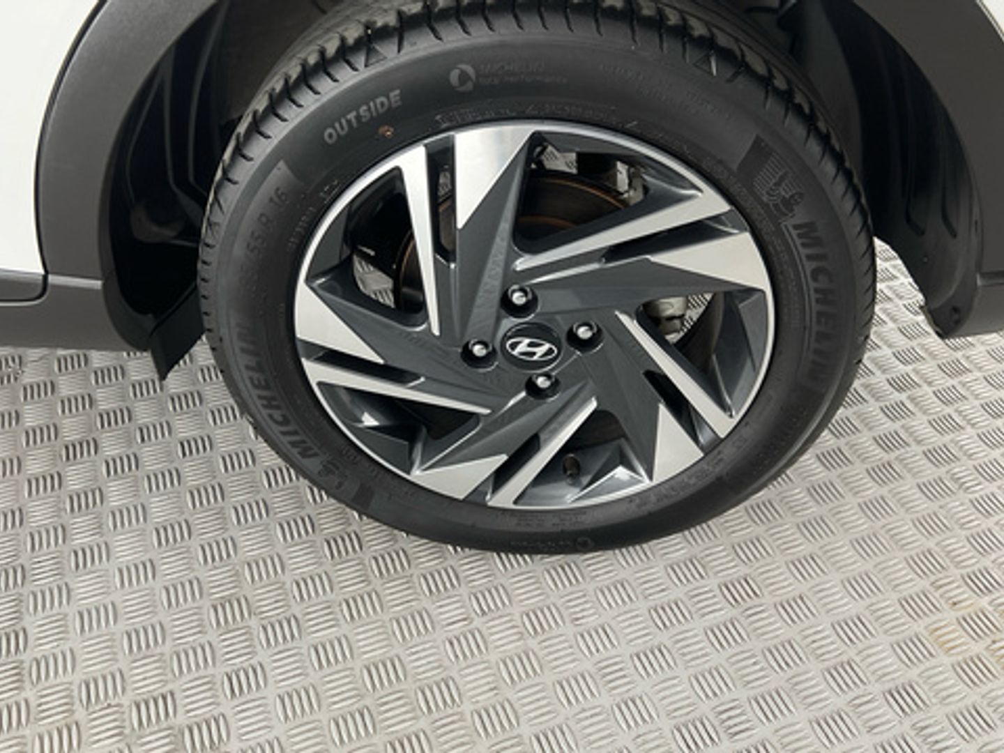 Hyundai Bayon 1.0 TGDI 48V Maxx 74 kW (100 CV)